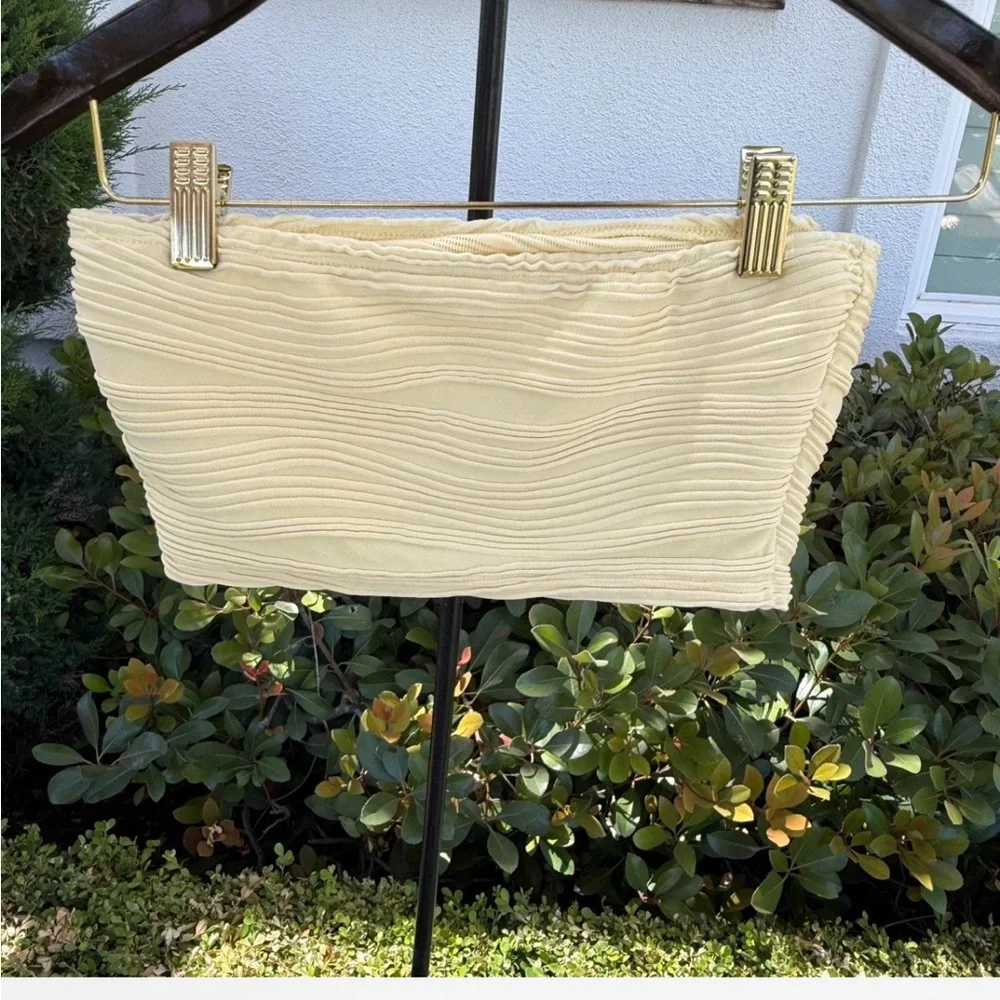 yellow ruffle tube top #Coquette #Y2K #Tube #Yellow #Summer